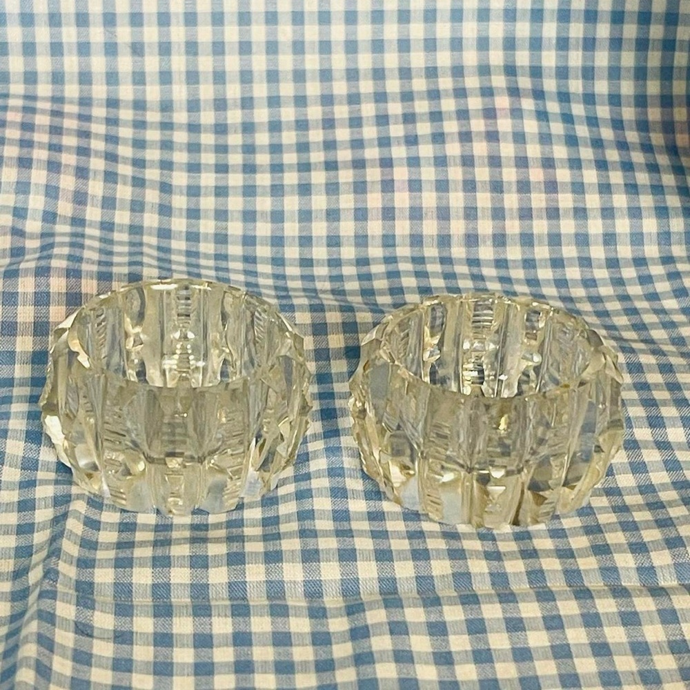 Vintage Cut Glass Set of 2 Salt Cellars Kitchen Dining Table Fancy Seasoning - Picture 4 of 6